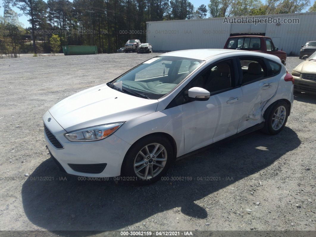 2016 Ford Focus Se Белый vin: 1FADP3K22GL289703