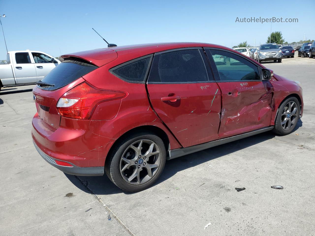 2013 Ford Focus Se Red vin: 1FADP3K23DL271559