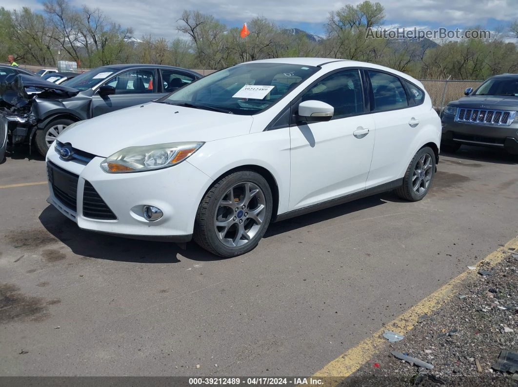 2014 Ford Focus Se White vin: 1FADP3K23EL227465