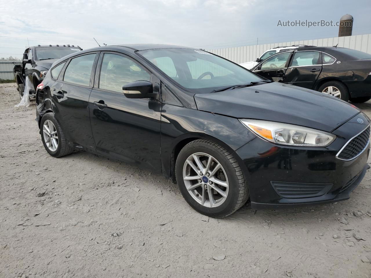 2015 Ford Focus Se Black vin: 1FADP3K23FL241979