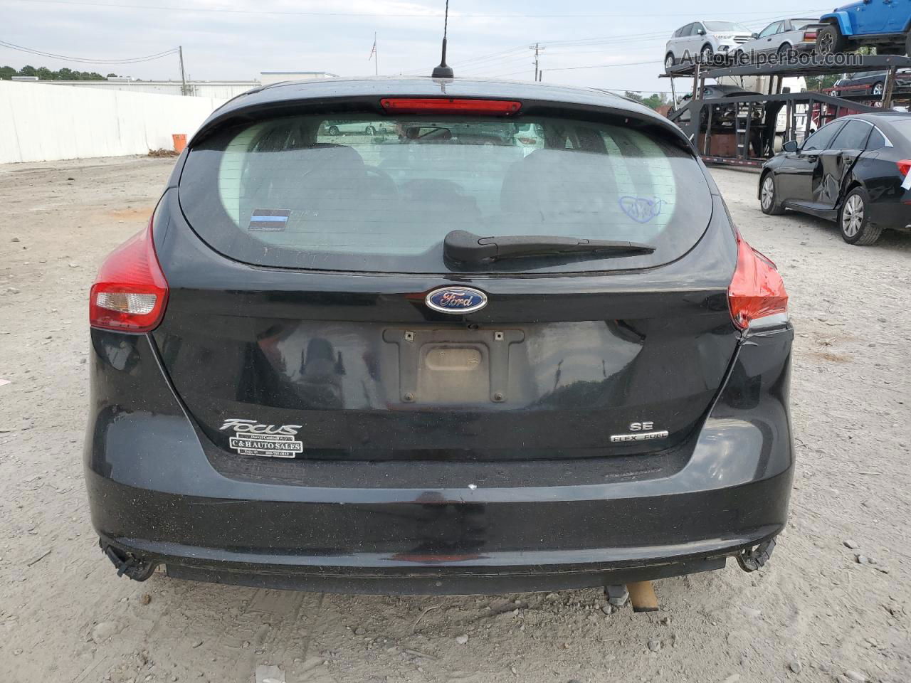 2015 Ford Focus Se Черный vin: 1FADP3K23FL241979