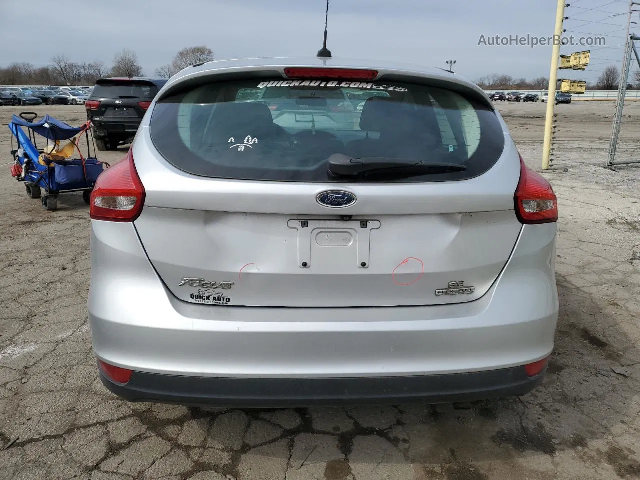 2015 Ford Focus Se Silver vin: 1FADP3K23FL325378