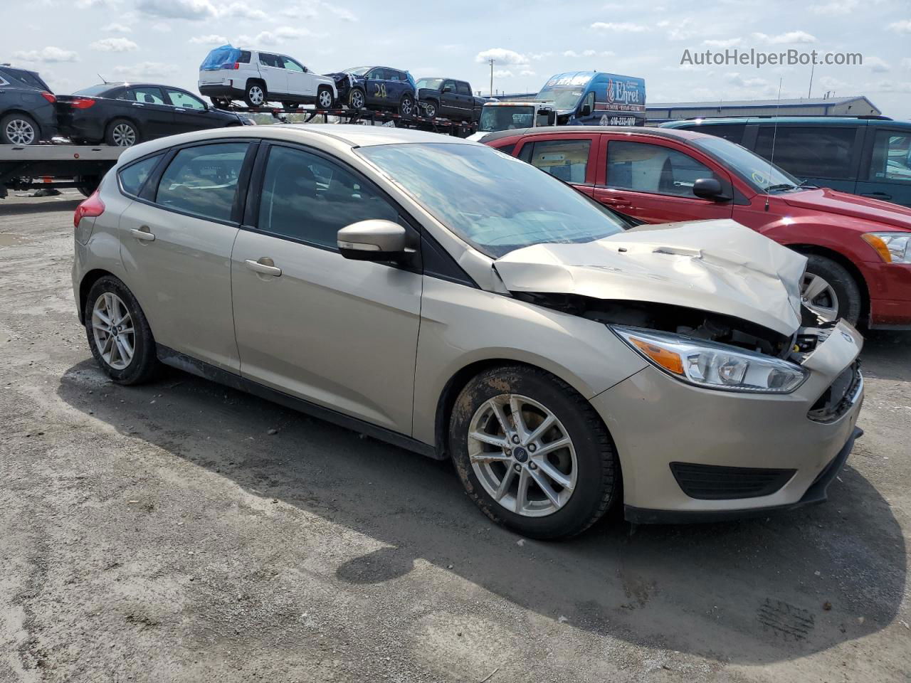 2016 Ford Focus Se Beige vin: 1FADP3K23GL238176