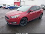 2016 Ford Focus Se Красный vin: 1FADP3K23GL377918