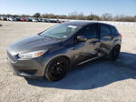 2018 Ford Focus Se Gray vin: 1FADP3K23JL229372