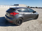 2018 Ford Focus Se Gray vin: 1FADP3K23JL229372