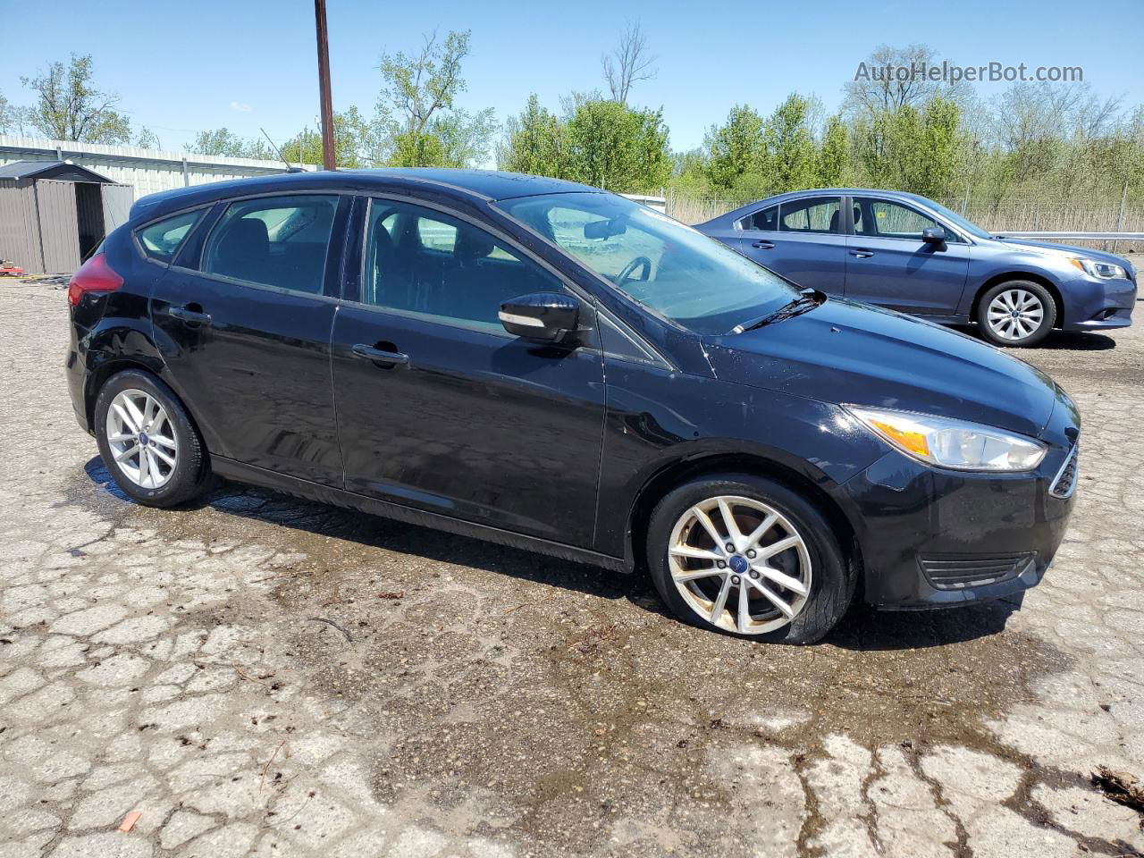 2018 Ford Focus Se Black vin: 1FADP3K23JL254627