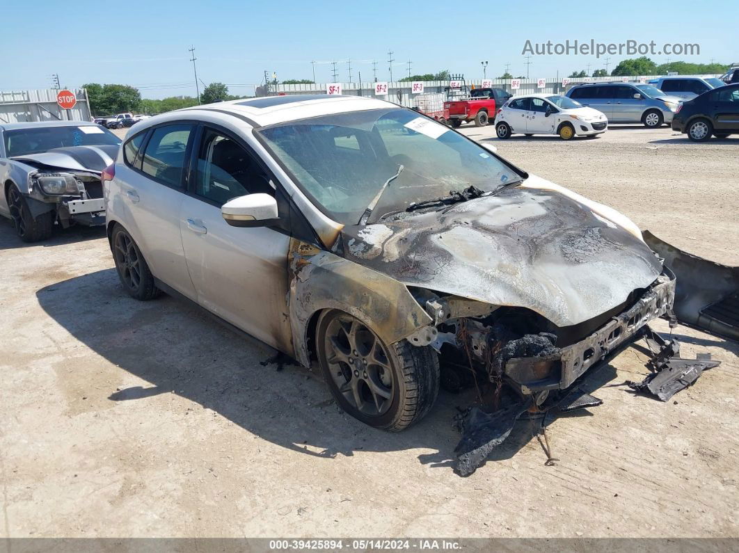 2013 Ford Focus Se White vin: 1FADP3K24DL139216