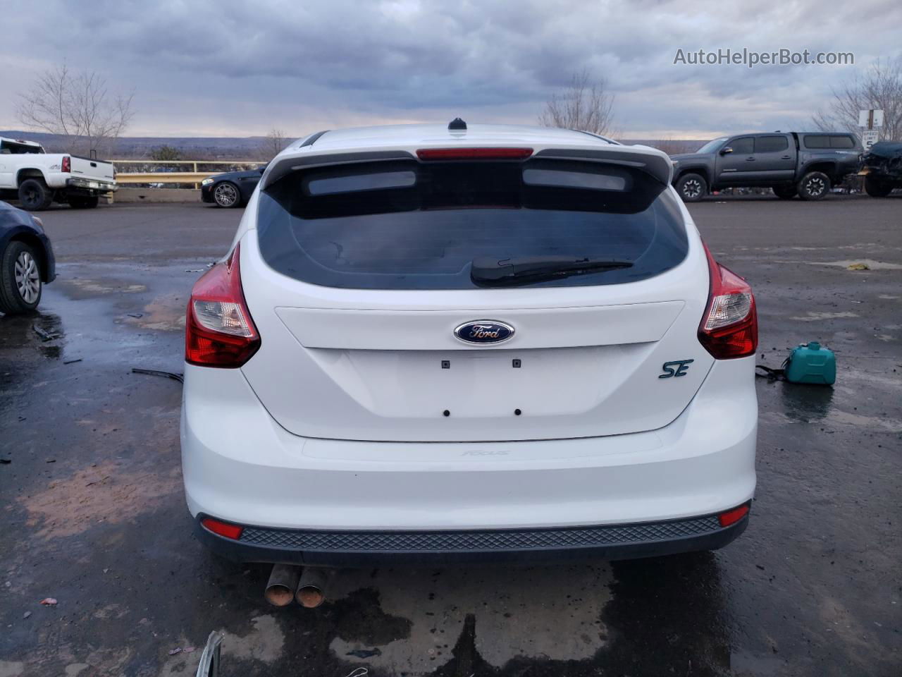 2013 Ford Focus Se White vin: 1FADP3K24DL370942