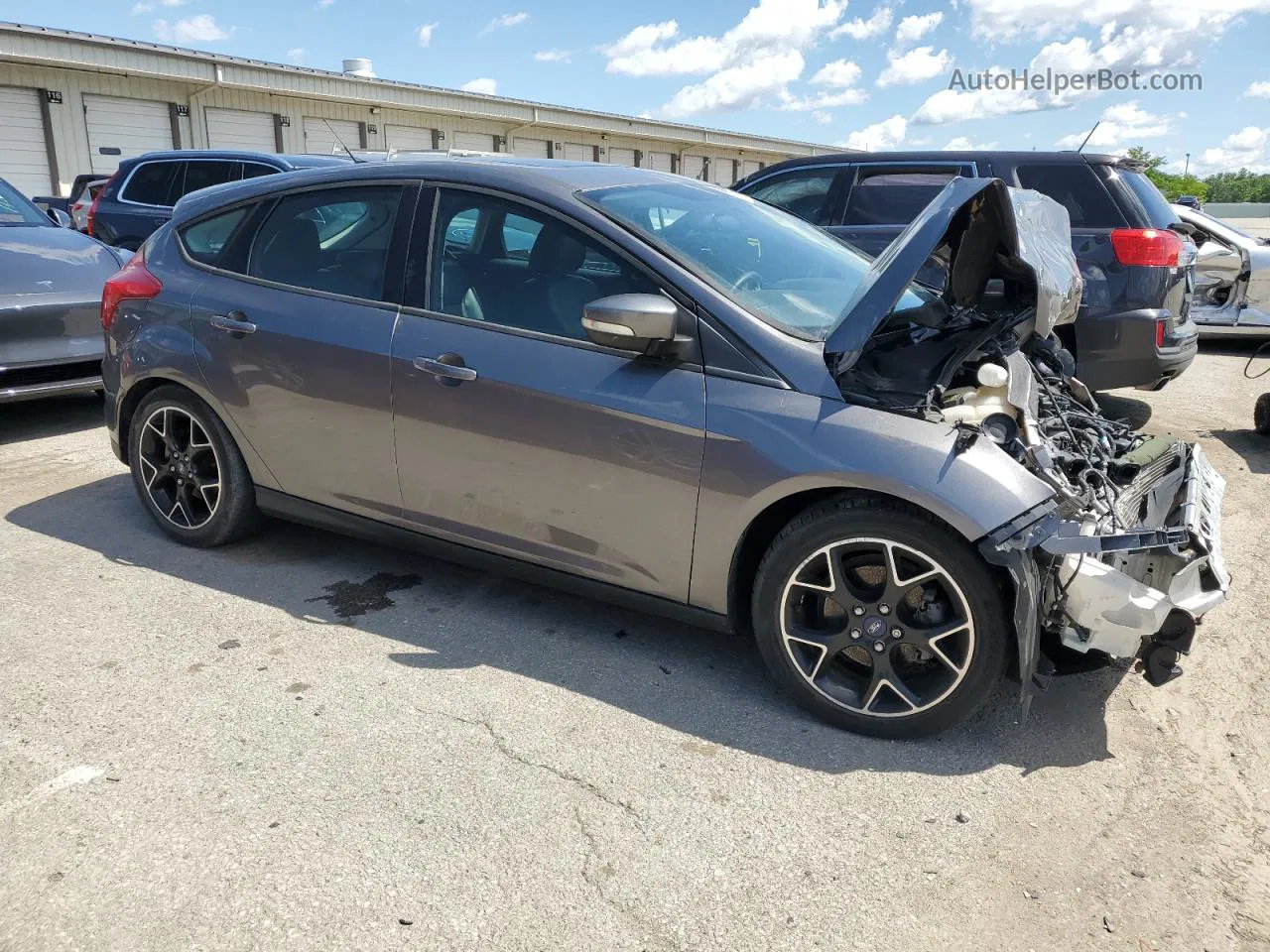 2014 Ford Focus Se Gray vin: 1FADP3K24EL102412