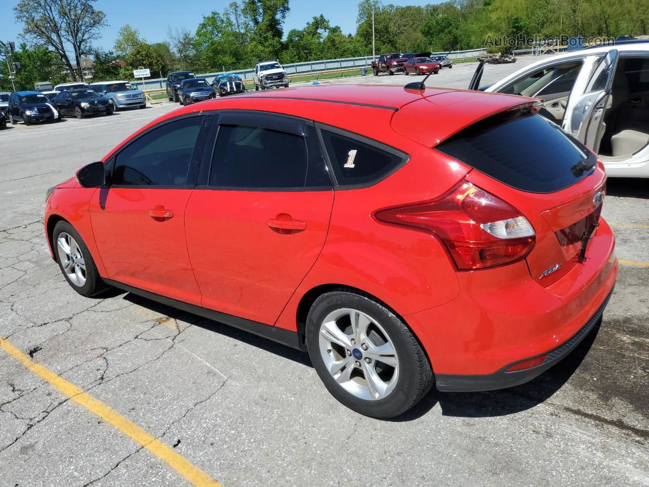 2014 Ford Focus Se Red vin: 1FADP3K24EL309155