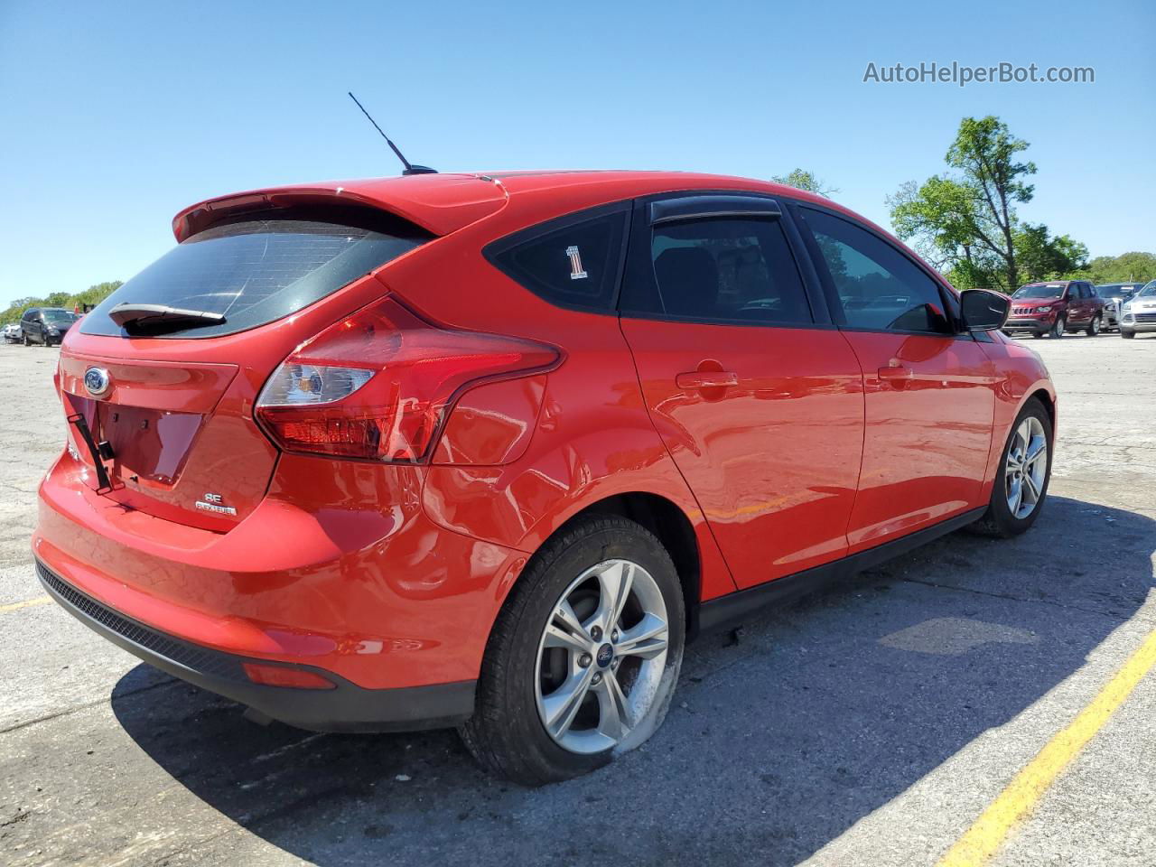 2014 Ford Focus Se Красный vin: 1FADP3K24EL309155