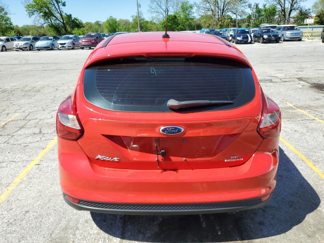 2014 Ford Focus Se Red vin: 1FADP3K24EL309155