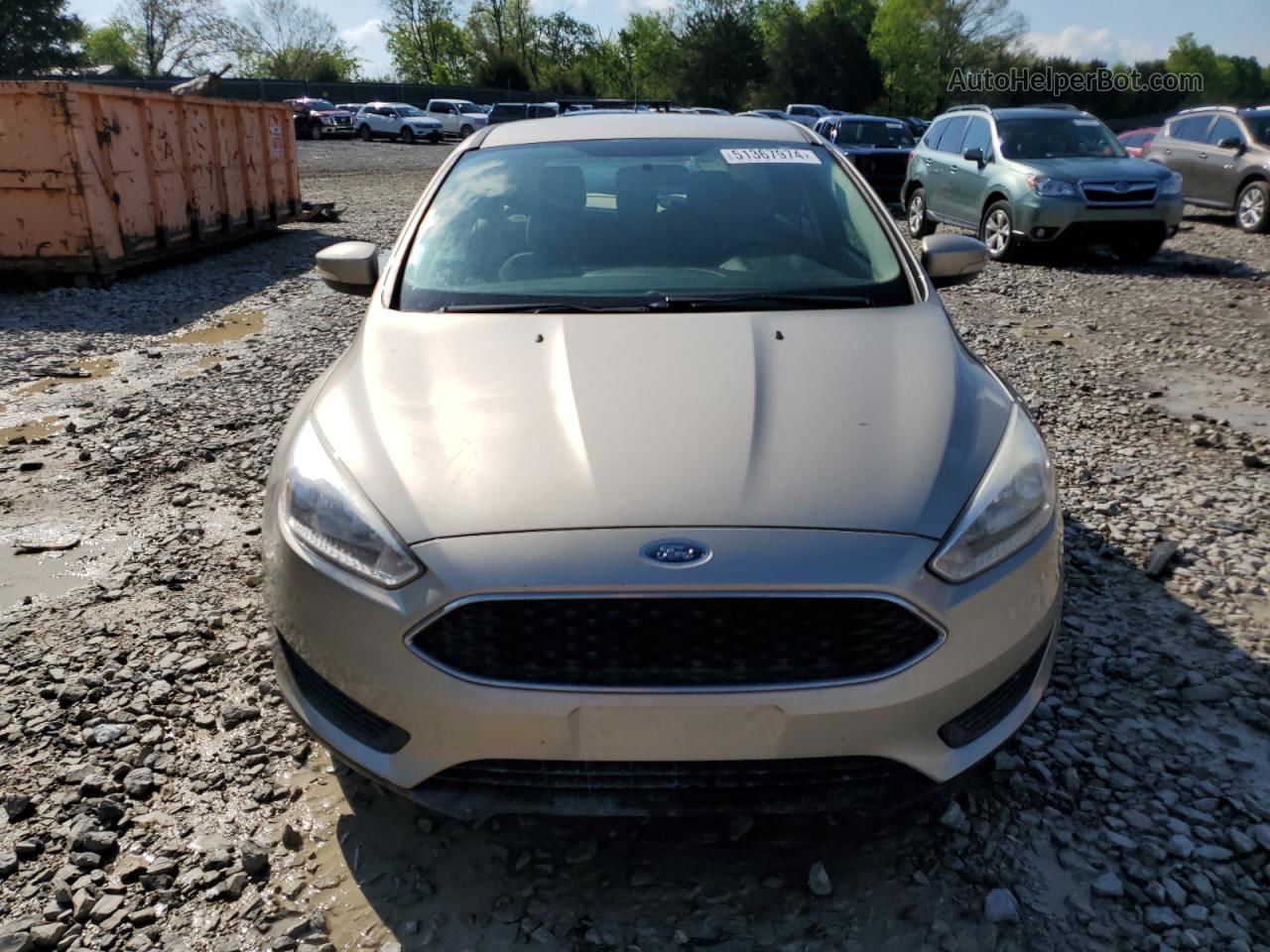 2017 Ford Focus Se Бежевый vin: 1FADP3K24HL232386