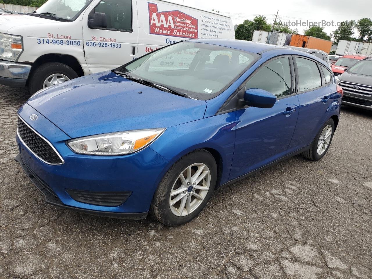 2018 Ford Focus Se Blue vin: 1FADP3K24JL239263