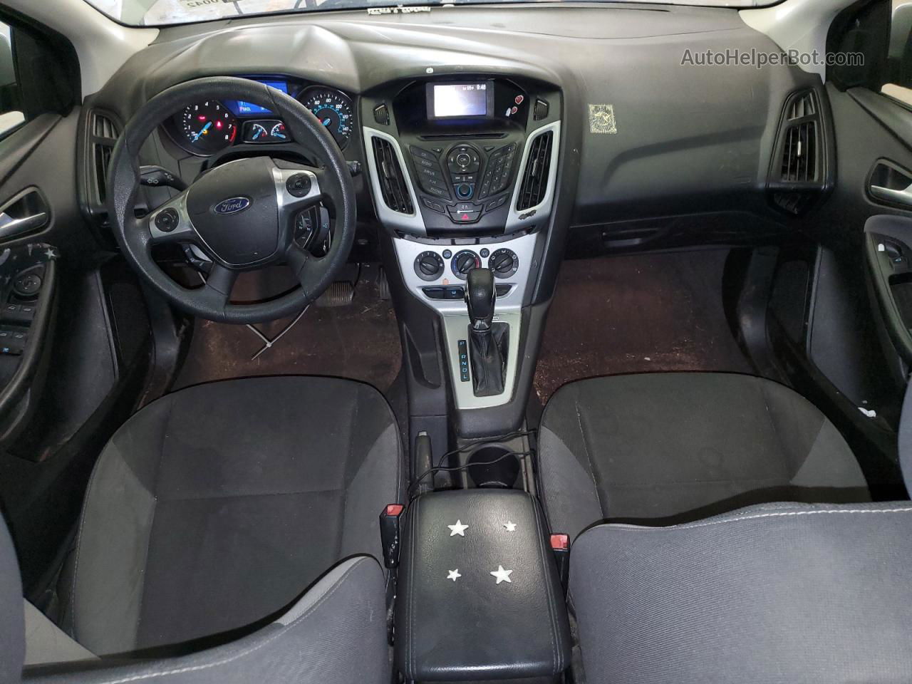 2013 Ford Focus Se Серебряный vin: 1FADP3K25DL155389