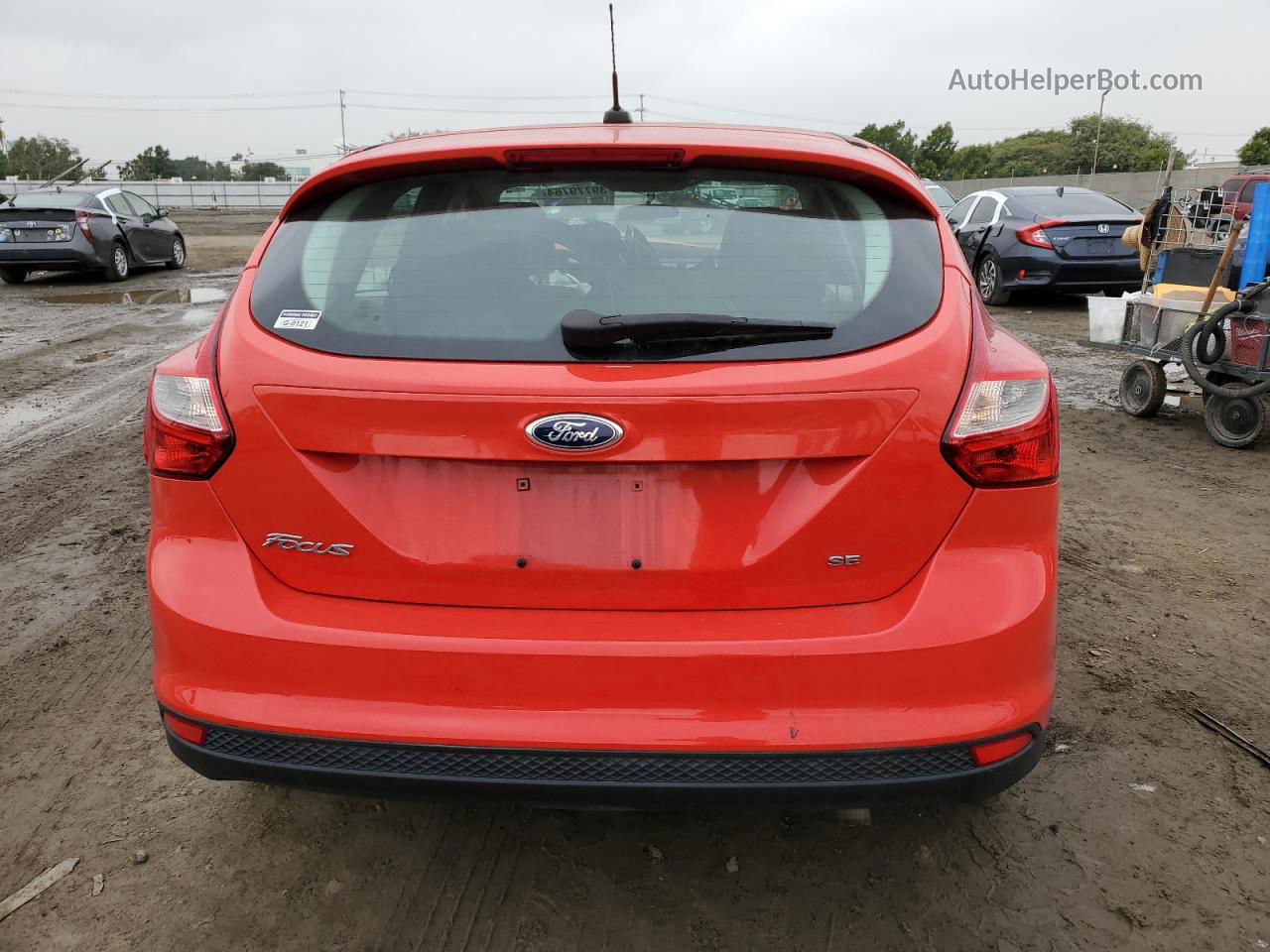 2013 Ford Focus Se Red vin: 1FADP3K25DL260319