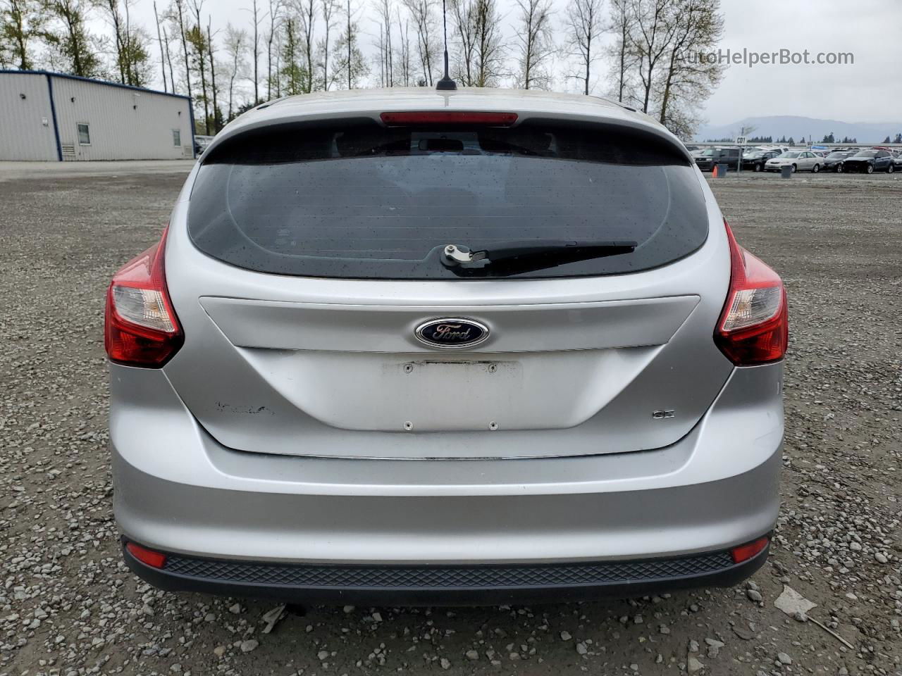 2014 Ford Focus Se Silver vin: 1FADP3K25EL211462