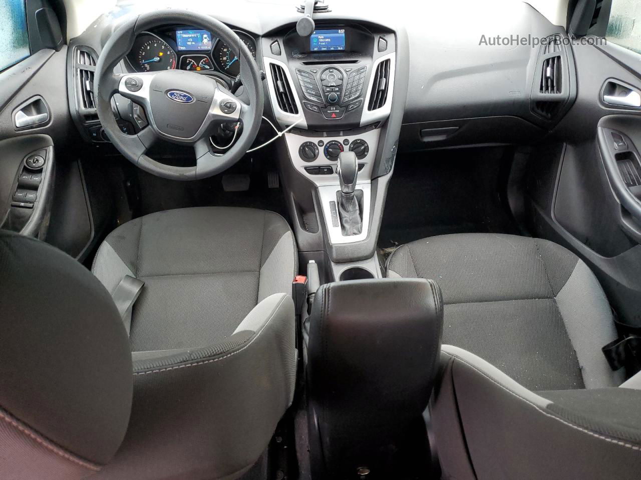 2014 Ford Focus Se Синий vin: 1FADP3K25EL312386