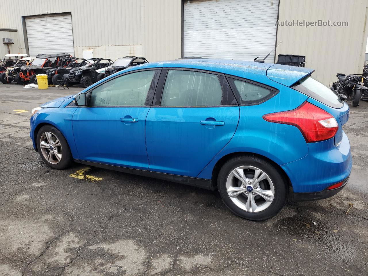 2014 Ford Focus Se Синий vin: 1FADP3K25EL312386