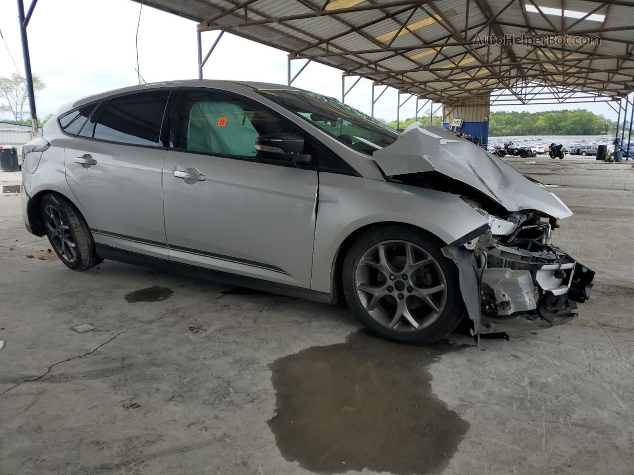 2014 Ford Focus Se Silver vin: 1FADP3K25EL315899