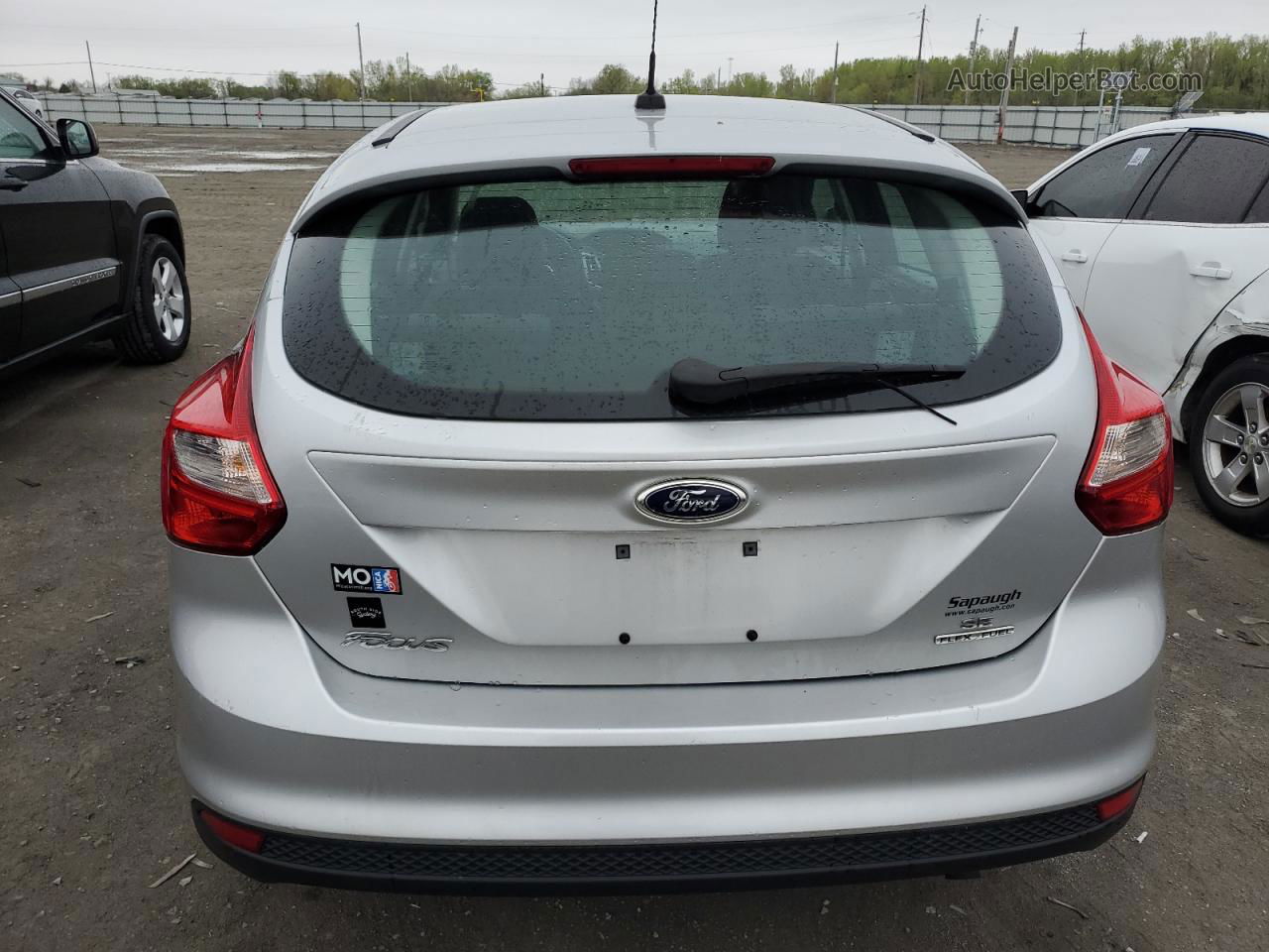 2014 Ford Focus Se Silver vin: 1FADP3K25EL357490