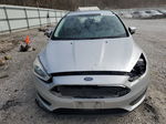 2015 Ford Focus Se Серебряный vin: 1FADP3K25FL329691