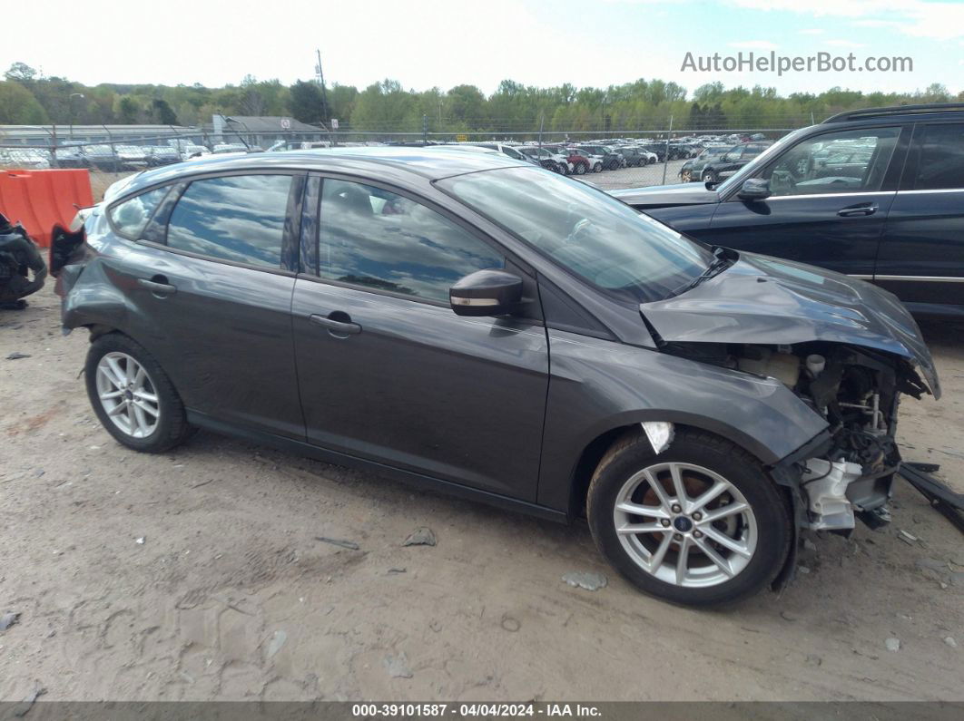 2017 Ford Focus Se Gray vin: 1FADP3K25HL201583