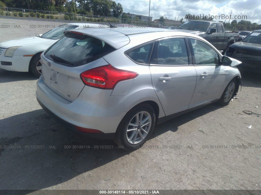 2018 Ford Focus Se Silver vin: 1FADP3K25JL252121