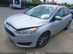 2018 Ford Focus Se Серебряный vin: 1FADP3K25JL316108