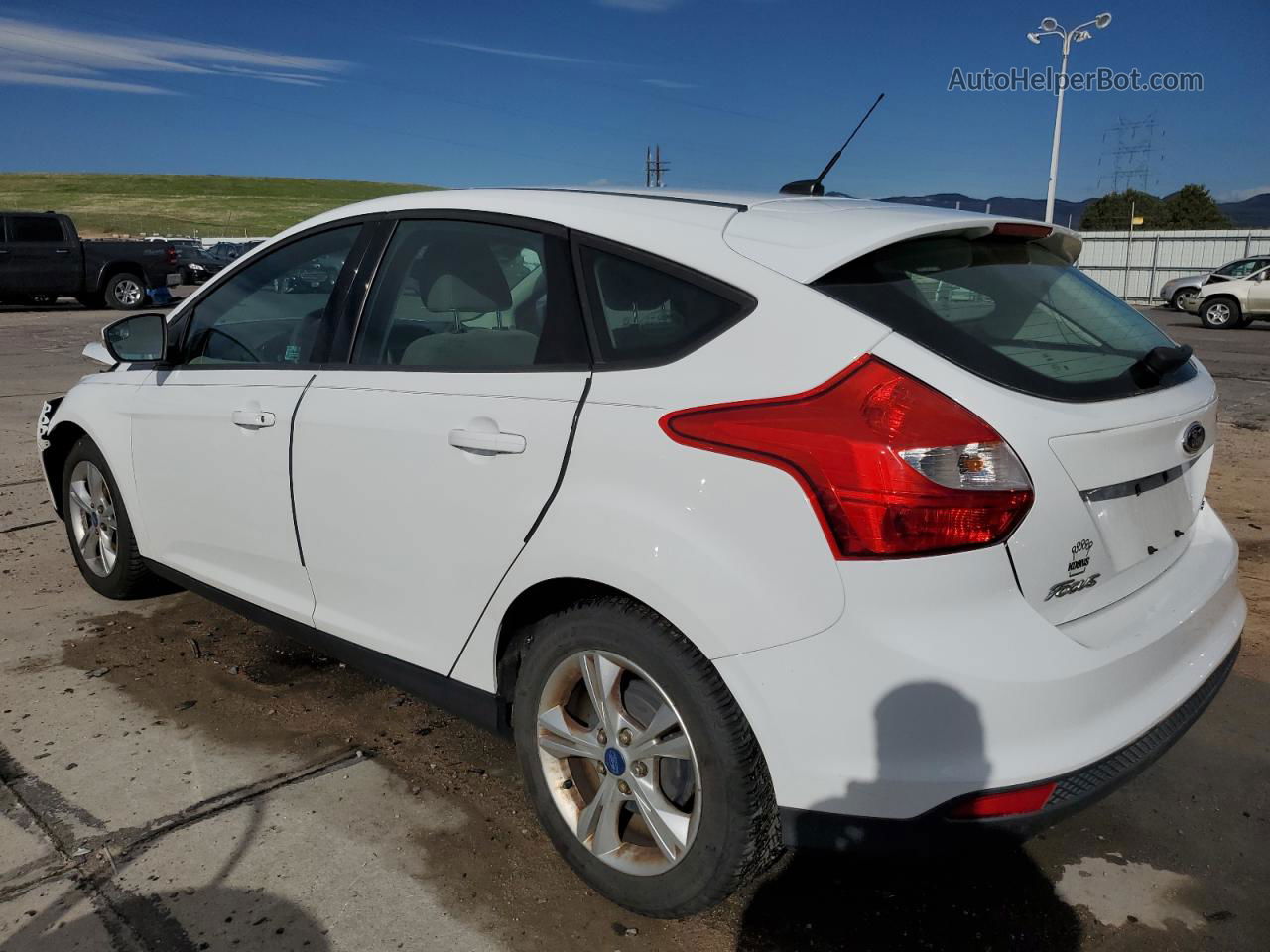 2013 Ford Focus Se White vin: 1FADP3K26DL161833