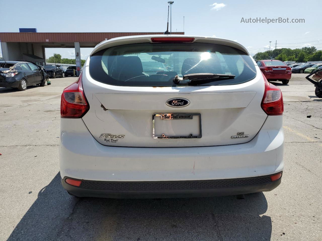 2013 Ford Focus Se White vin: 1FADP3K26DL237390