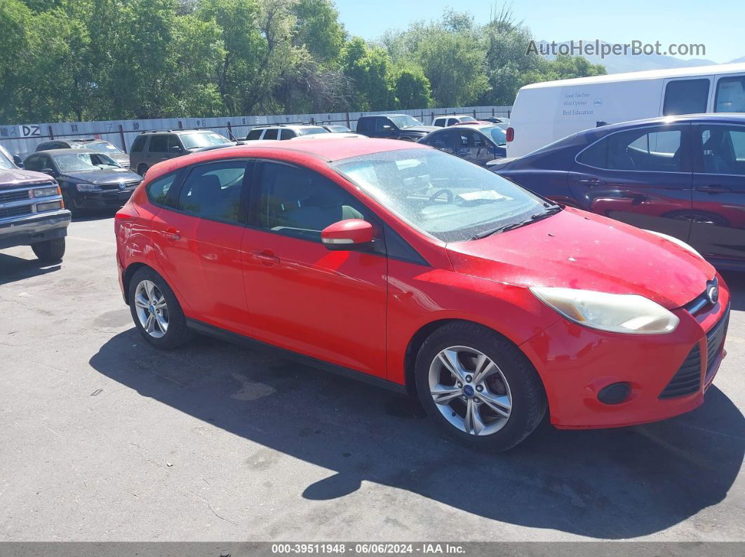 2013 Ford Focus Se Красный vin: 1FADP3K26DL268090