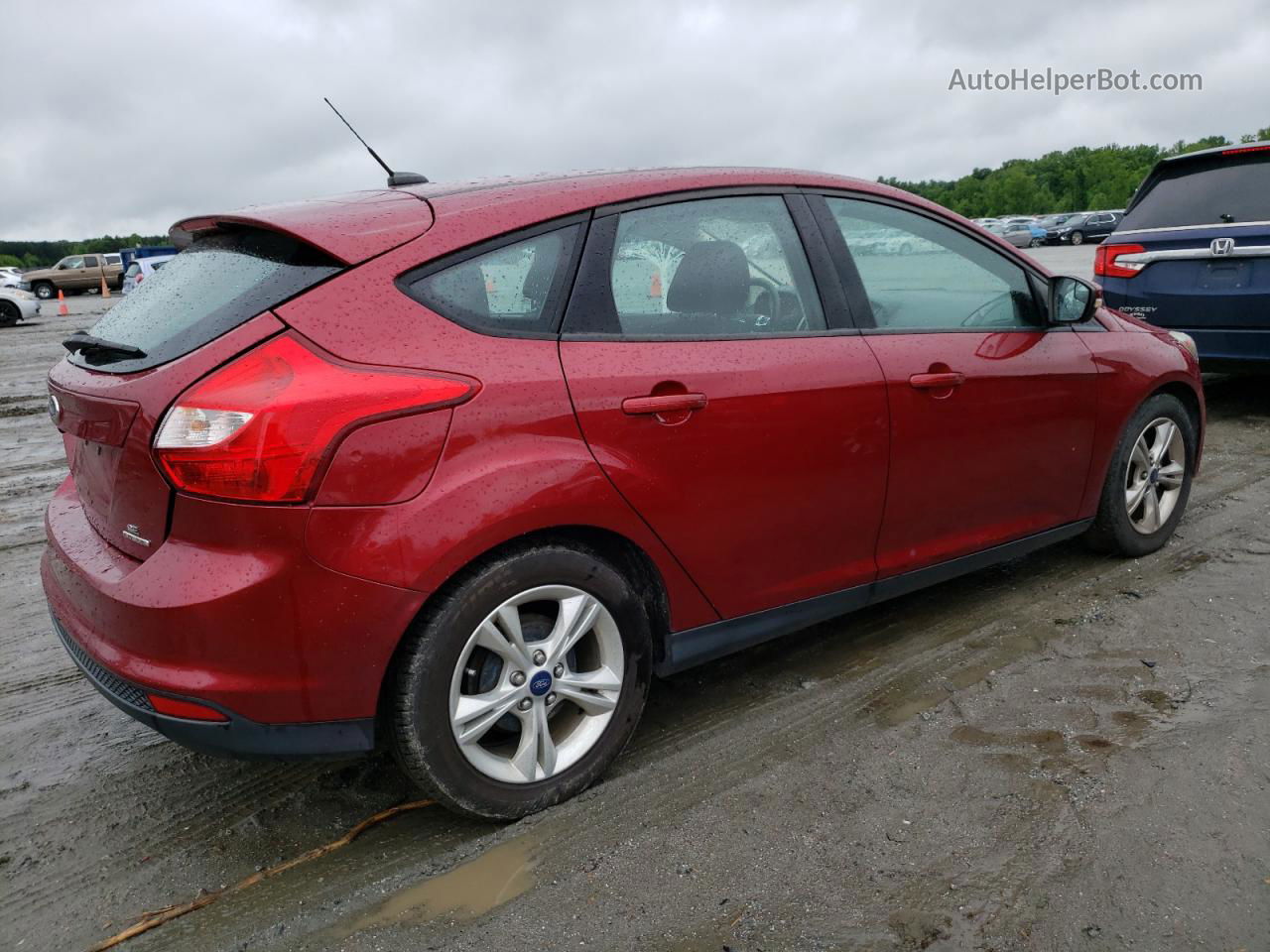 2014 Ford Focus Se Red vin: 1FADP3K26EL367686