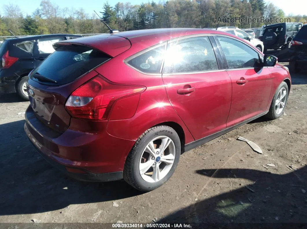 2014 Ford Focus Se Red vin: 1FADP3K26EL401903