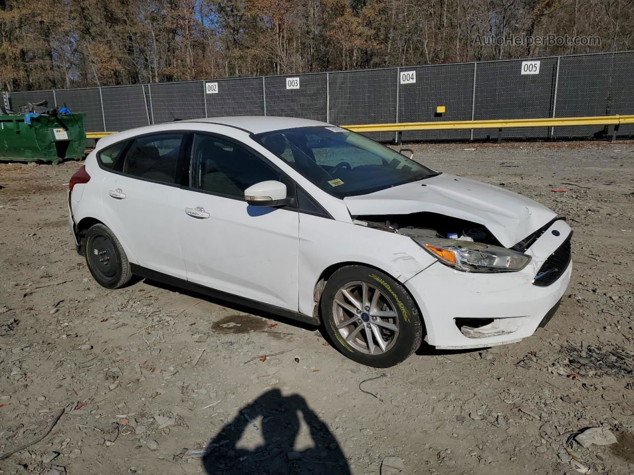 2017 Ford Focus Se White vin: 1FADP3K26HL217789