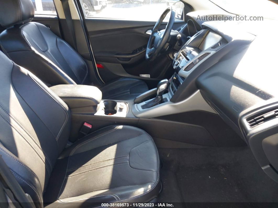 2013 Ford Focus Se Серебряный vin: 1FADP3K27DL269622