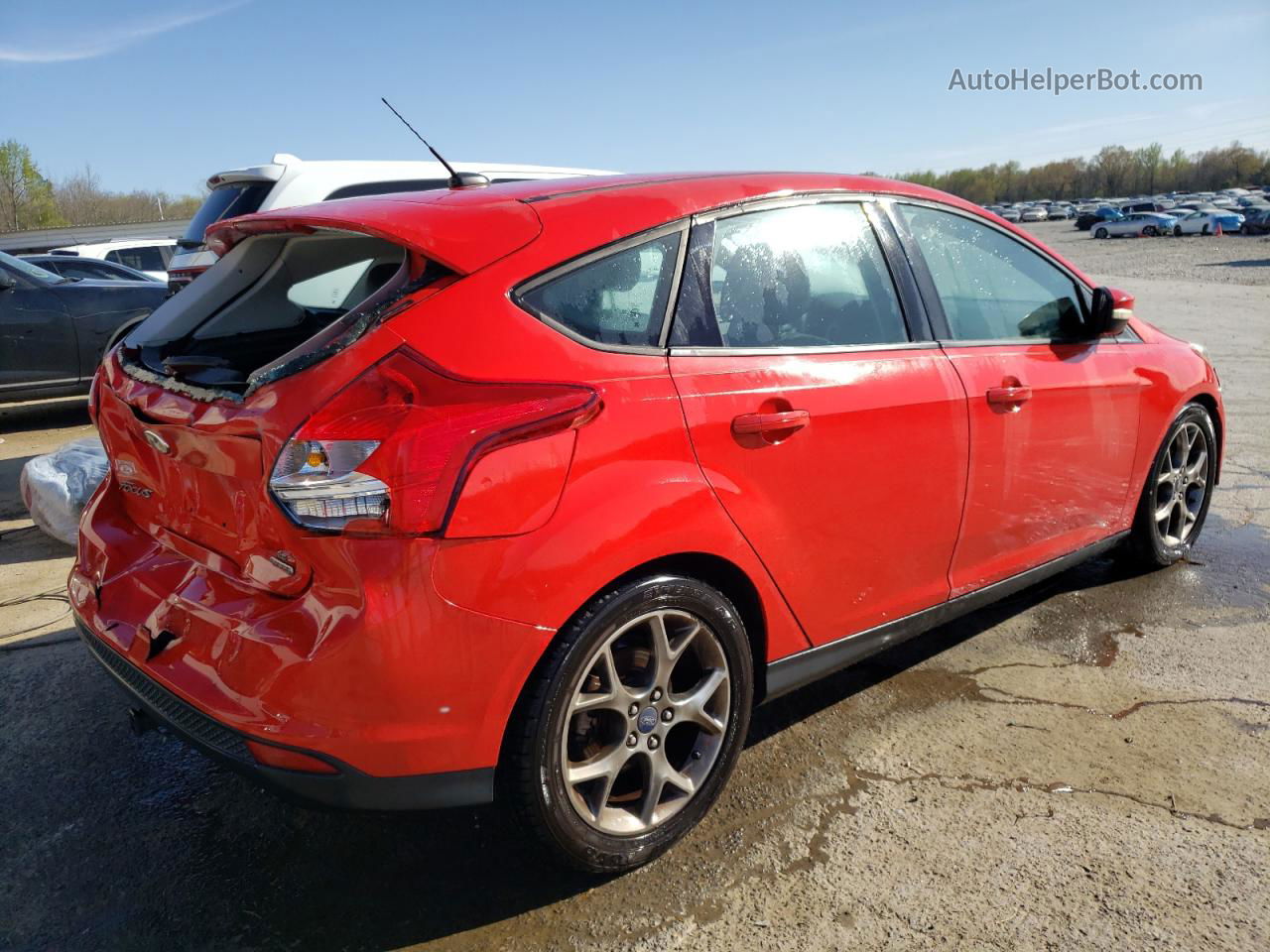 2014 Ford Focus Se Red vin: 1FADP3K27EL172518