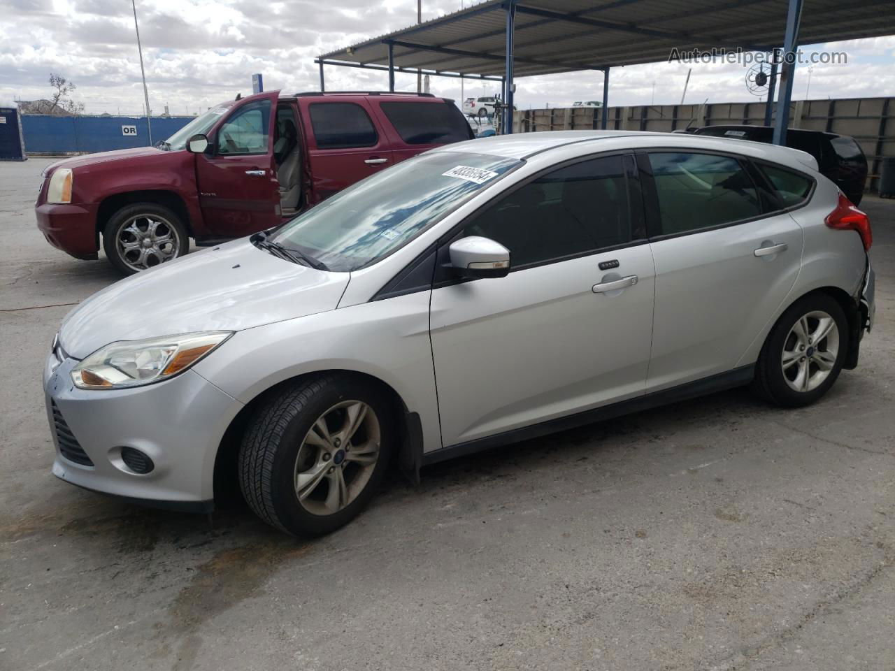 2014 Ford Focus Se Silver vin: 1FADP3K27EL192624