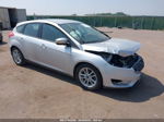 2015 Ford Focus Se Серебряный vin: 1FADP3K27FL223453