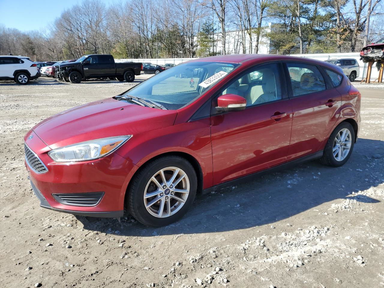 2015 Ford Focus Se Красный vin: 1FADP3K27FL302265