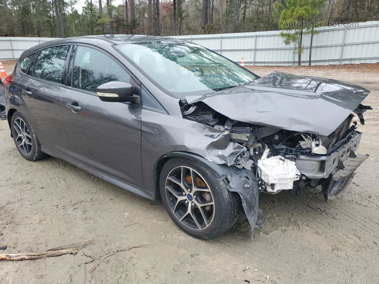 2016 Ford Focus Se Charcoal vin: 1FADP3K27GL224412