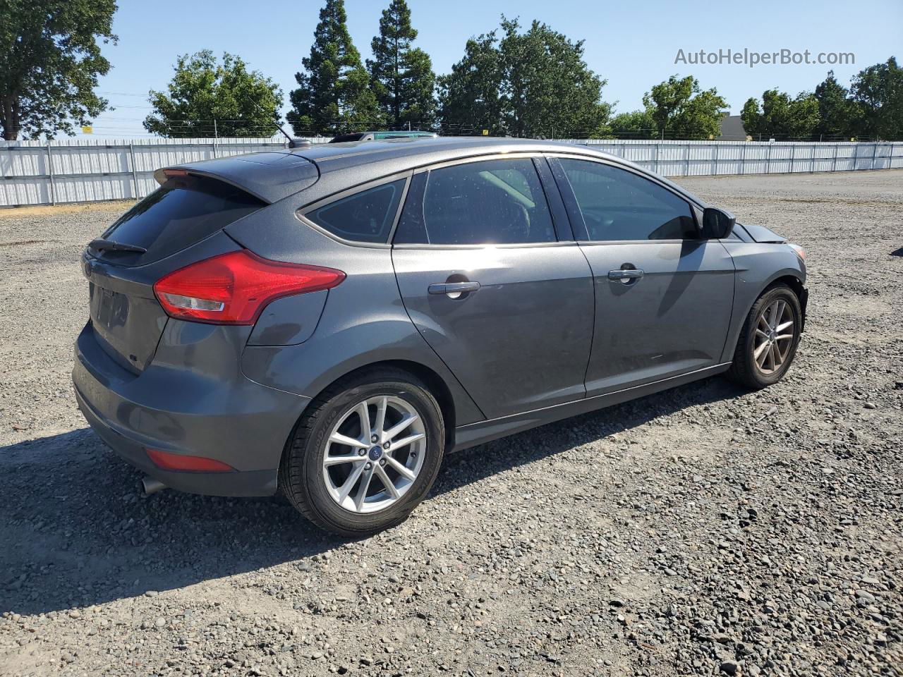 2018 Ford Focus Se Charcoal vin: 1FADP3K27JL261130