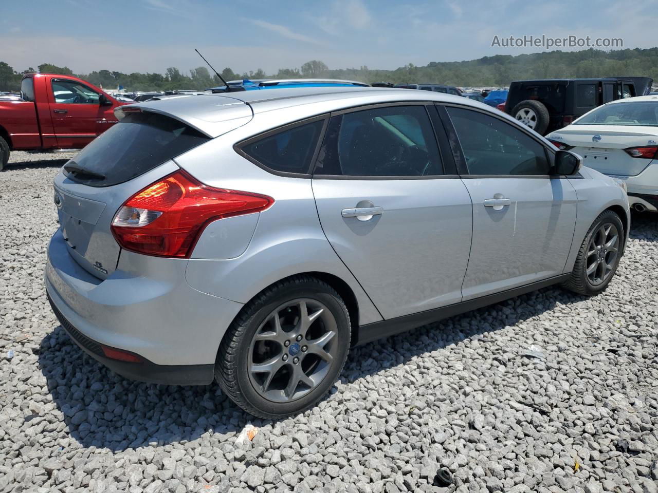 2013 Ford Focus Se Silver vin: 1FADP3K28DL127599