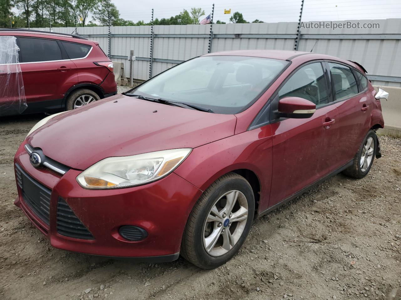 2013 Ford Focus Se Red vin: 1FADP3K28DL136027