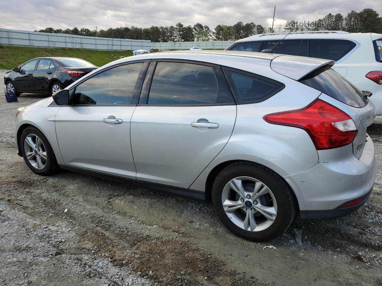 2014 Ford Focus Se Silver vin: 1FADP3K28EL396672