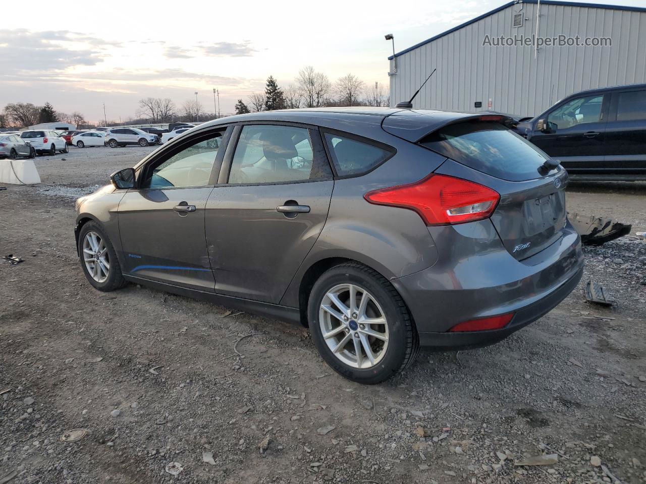 2015 Ford Focus Se Gray vin: 1FADP3K28FL230234