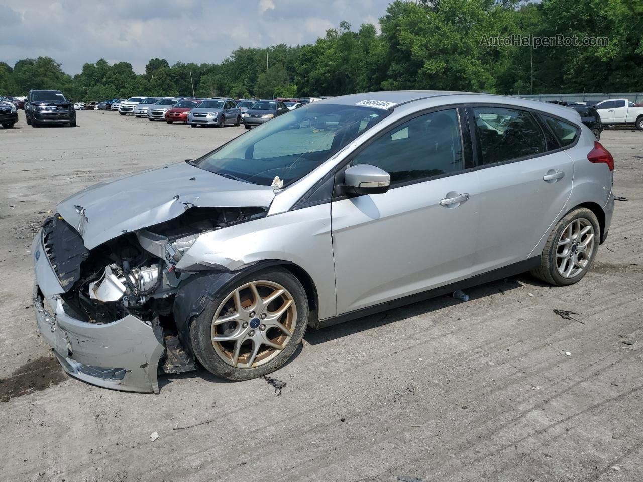 2015 Ford Focus Se Silver vin: 1FADP3K28FL348817