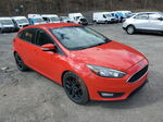 2016 Ford Focus Se Red vin: 1FADP3K28GL311638