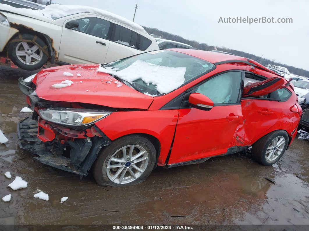 2016 Ford Focus Se Red vin: 1FADP3K28GL353064